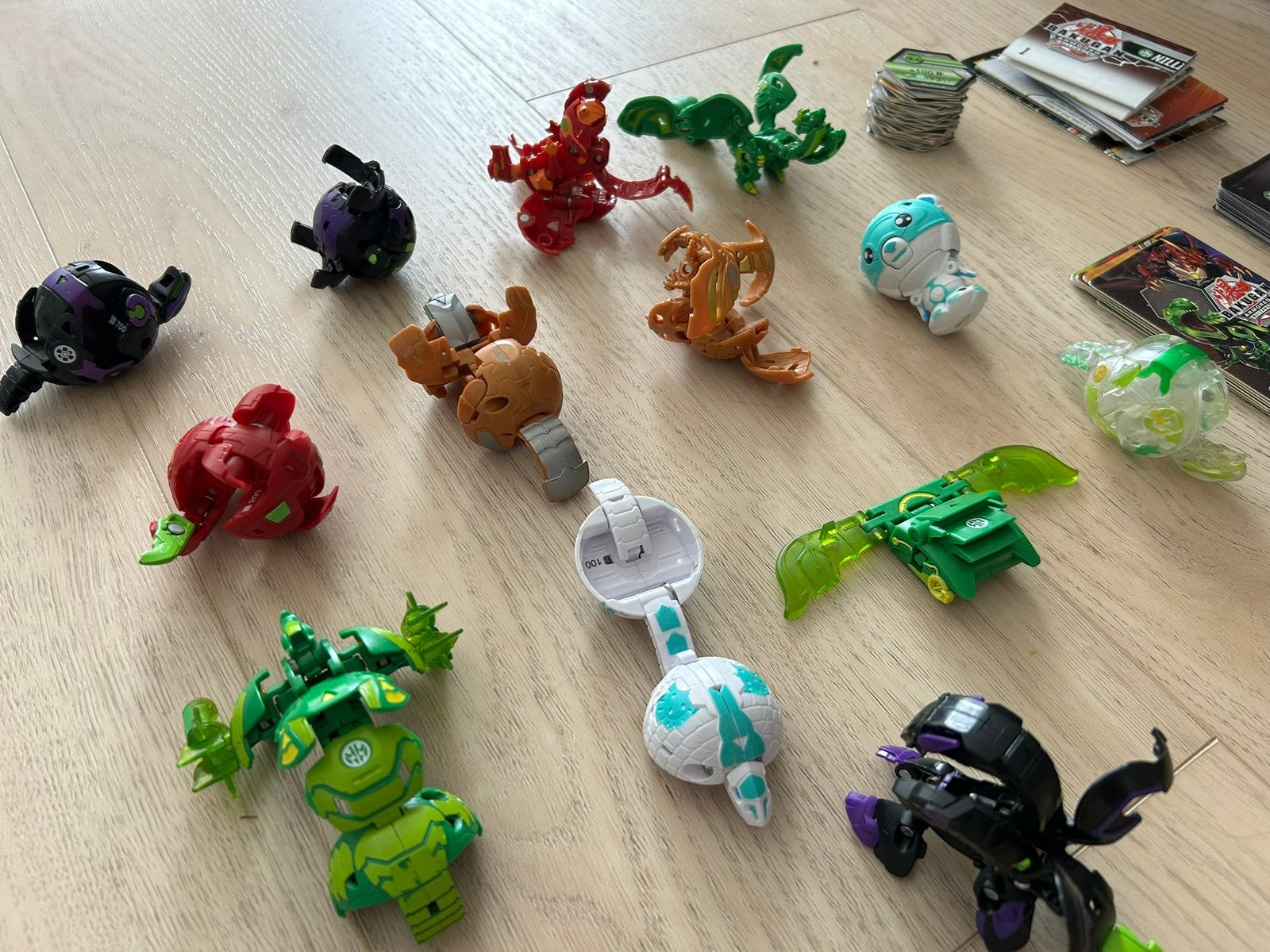 Bakugan collectie, Ophalen, Zo goed als nieuw, Jongen of Meisje