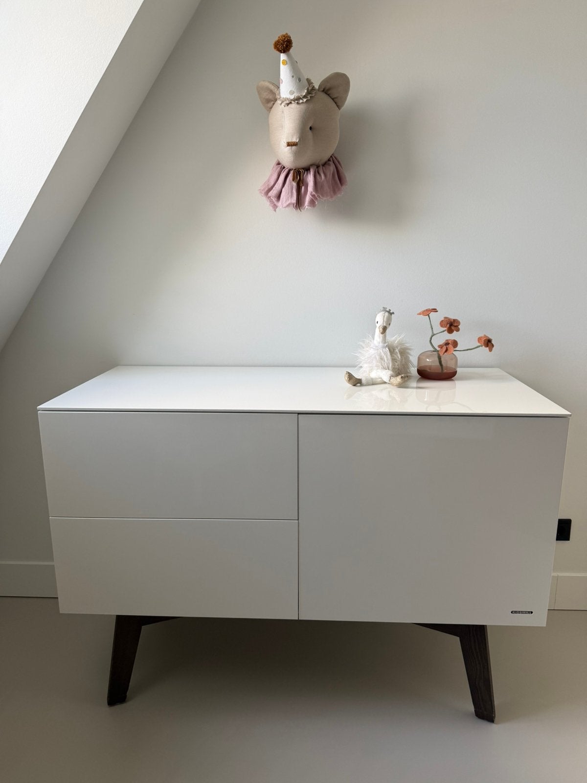 Commode hoogglans wit kidsmill, Kinderen en Baby's, Kinderkamer | Commodes en Kasten, Ophalen, 50 tot 70 cm, 90 tot 105 cm, 100 cm of meer