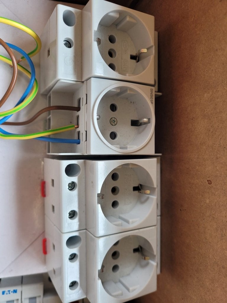 Eaton Z-SD/230 DIN-rail contactdoos zonder klapdeksel, ., Nieuw, Ophalen of Verzenden, .