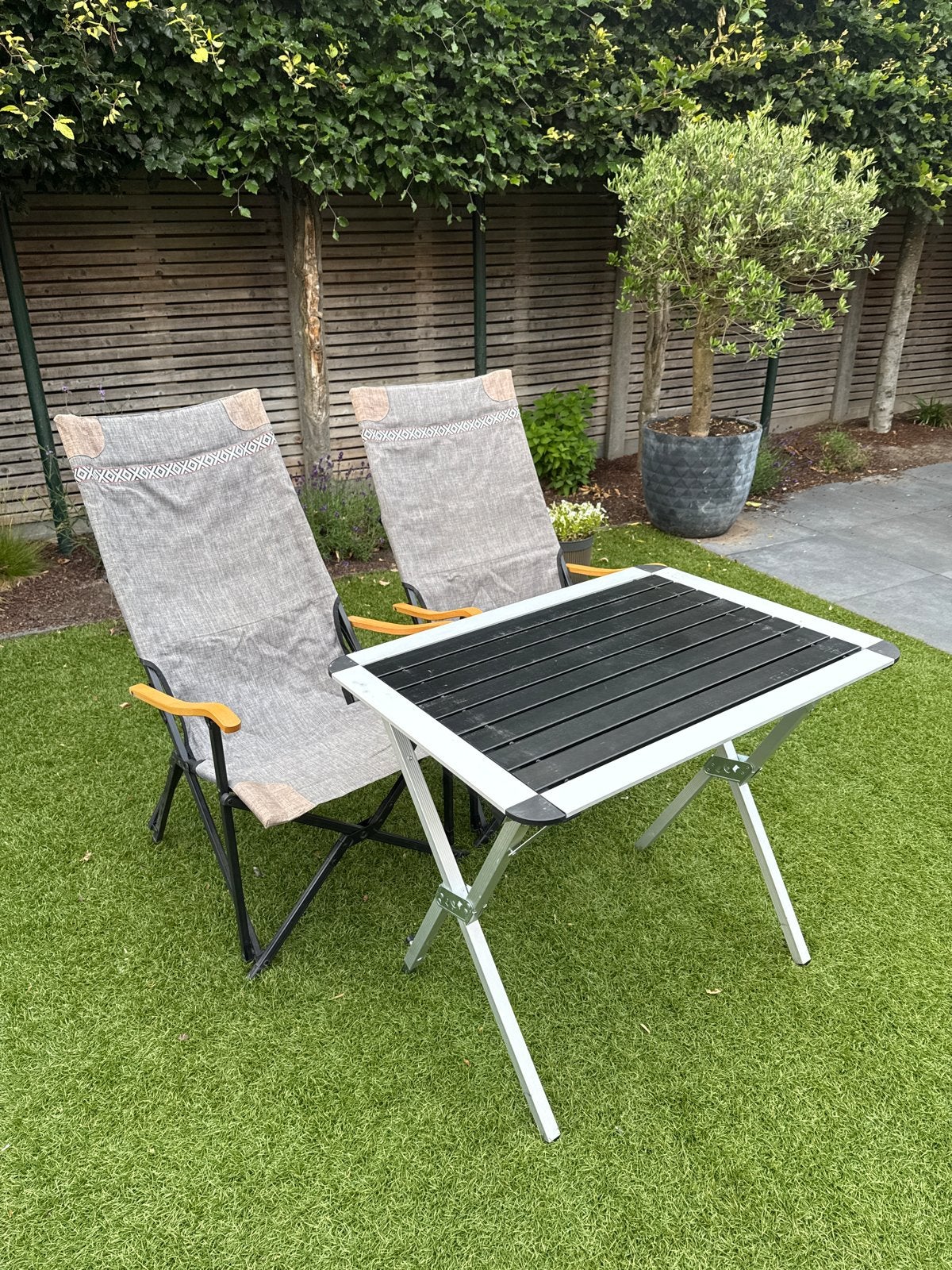Campingstoelen en -tafel set, Caravans en Kamperen, Kampeermeubelen, Ophalen, Zo goed als nieuw, Campingstoel