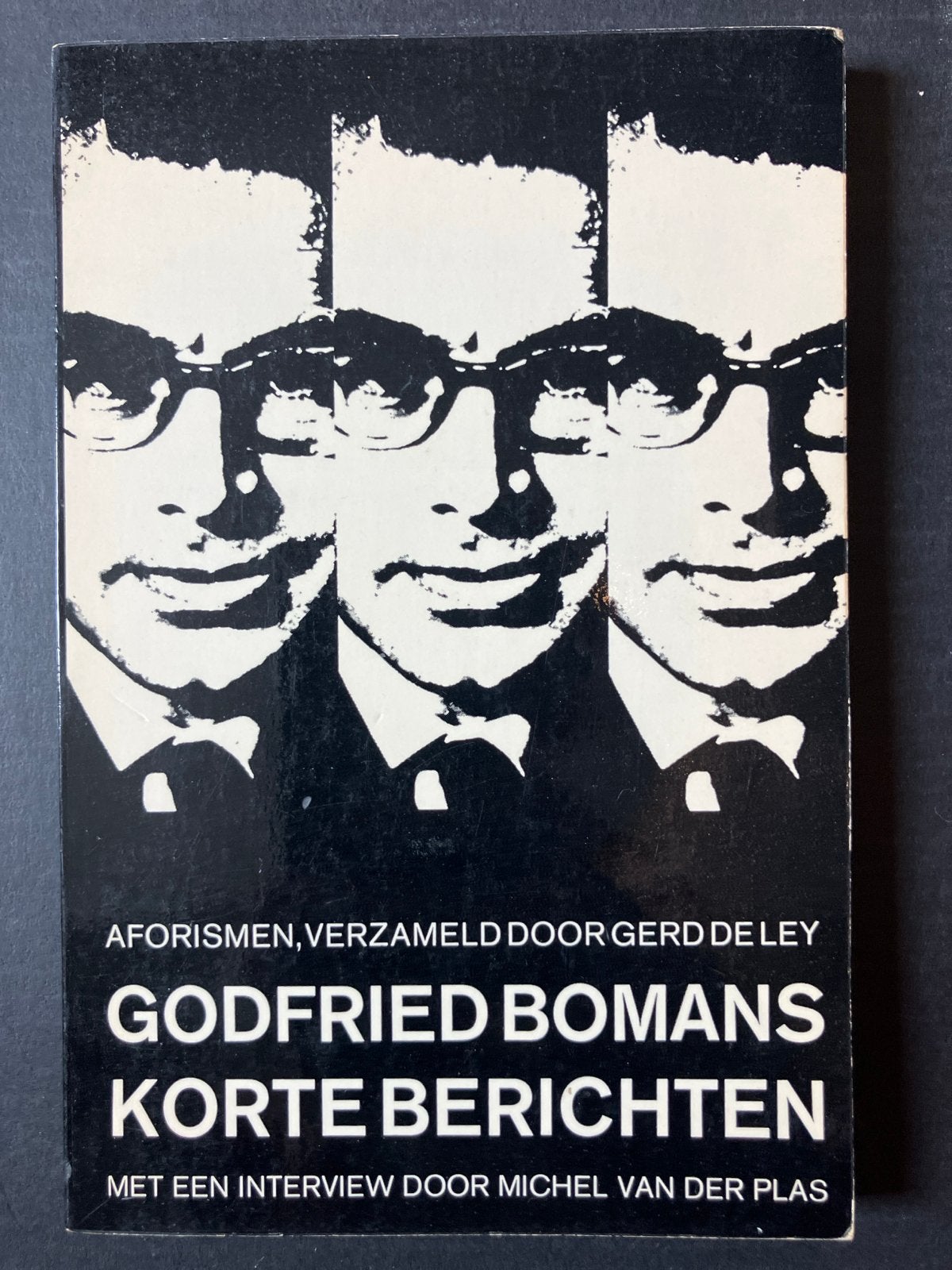 Godfried Bomans - Korte Berichten (Aforismen), Ophalen of Verzenden, Gelezen, Nederland