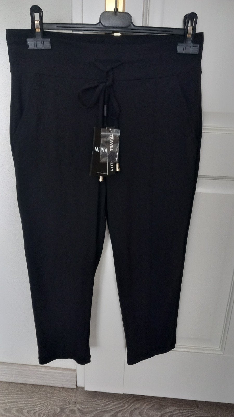 MI PIACE* ZWARTE TRAVELSTOF CAPRI BROEK NIEUW!!, MI PIACE., Zwart, Nieuw, Ophalen of Verzenden