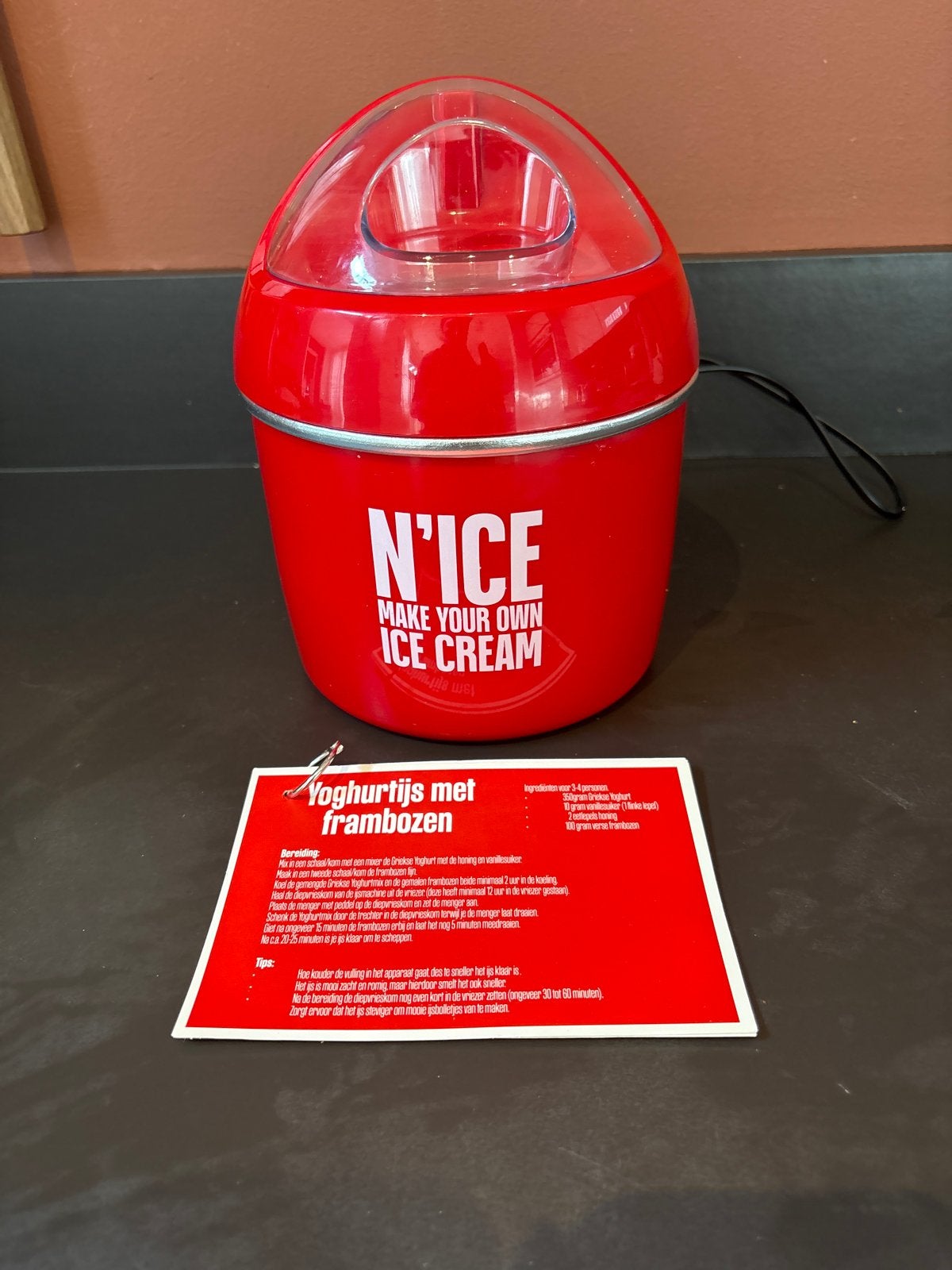 N'ICE IJsmachine - Maak je eigen ijs!, Ophalen of Verzenden, Zo goed als nieuw, Koelelement