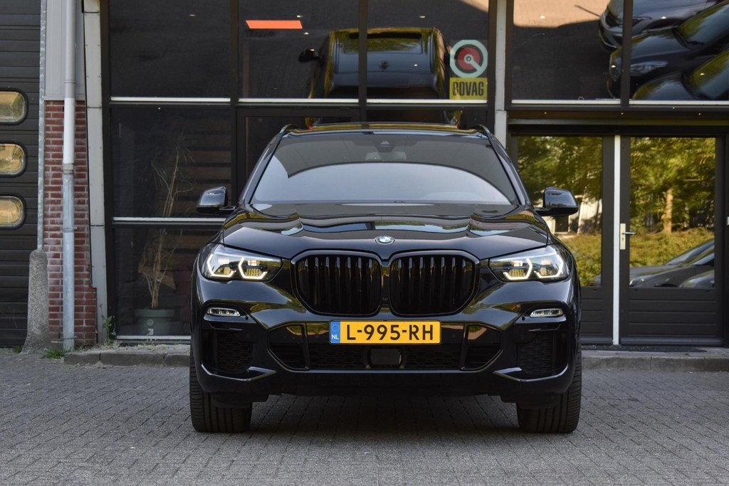 BMW X5 M50i M-Sport Pano Laser Skylounge HK 360Camera, Auto's, BMW, Gebruikt, Met garantie (alle), Zwart, 530 pk