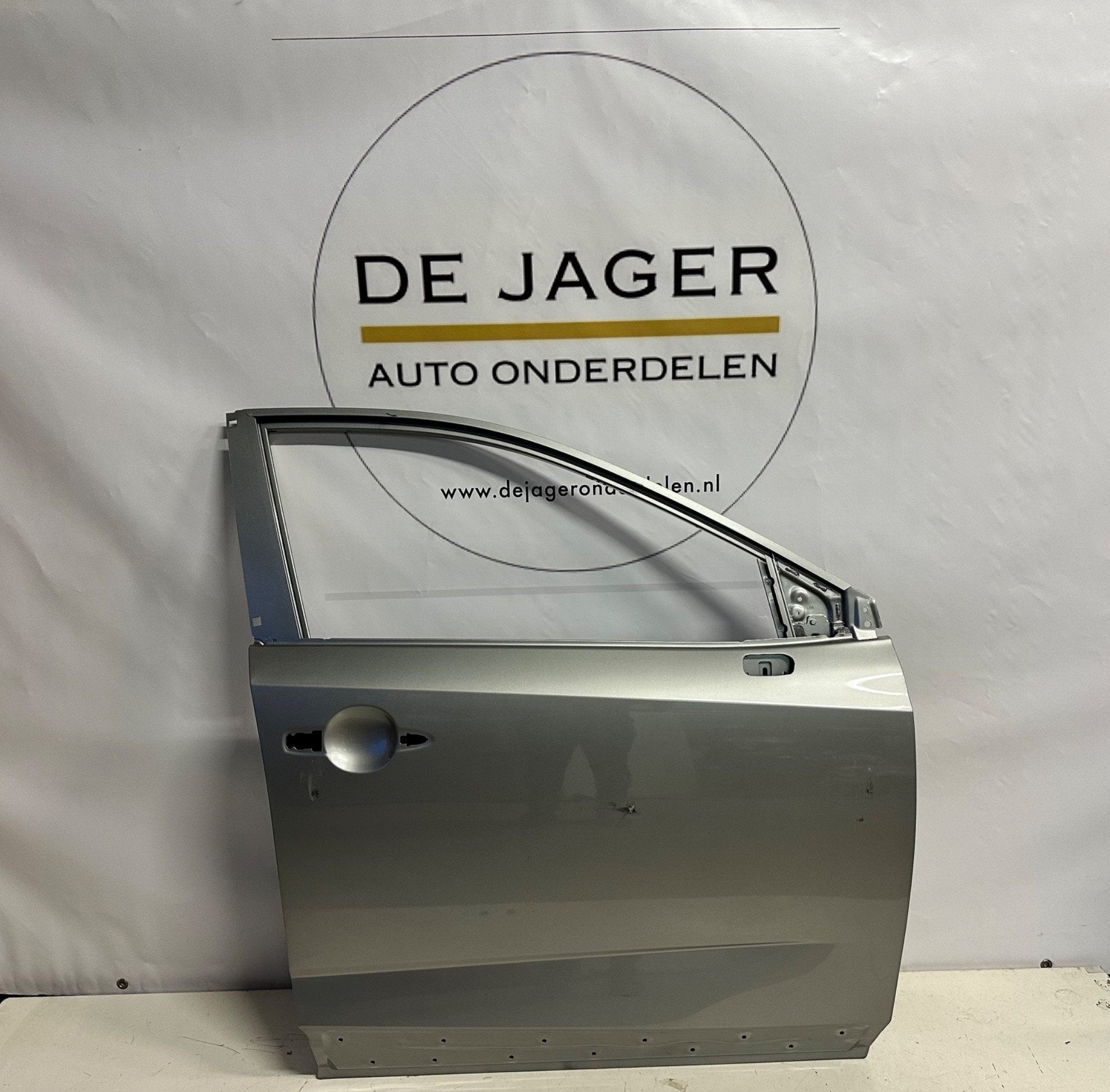 NISSAN QASHQAI J12 PORTIER DEUR ORIGINEEL RECHTSVOOR, Auto-onderdelen, Deur, Takashima 1-chome 1-1
220-8686  Yokohama, Ophalen of Verzenden