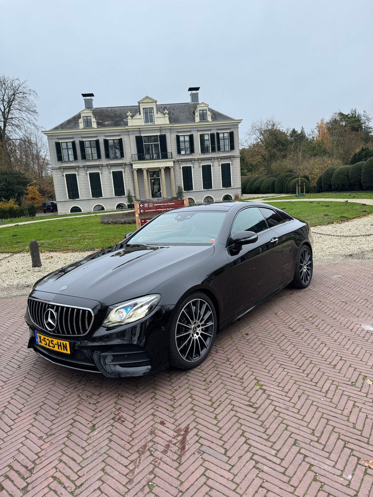 Mercedes-Benz E-Klasse E300 245pk 9G-TRONIC 2018 Zwart, Auto's, Mercedes-Benz, Bedrijf, E-Klasse, ABS, Achteruitrijcamera, Adaptieve lichten