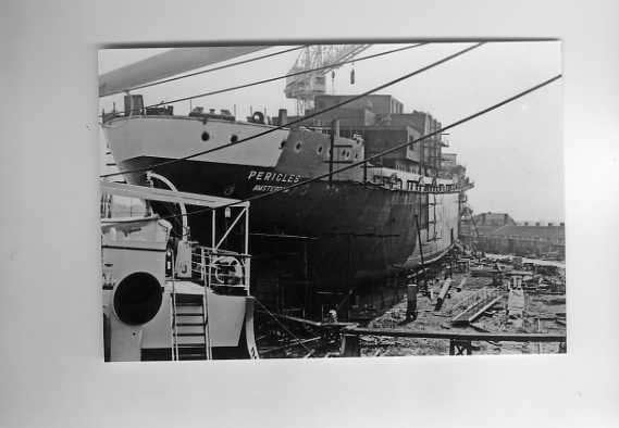 scheepvaart-foto-BOLNES-werf pot-pericles 1960-3x KNSM, Ophalen of Verzenden, Zo goed als nieuw, Motorboot, Boek of Tijdschrift