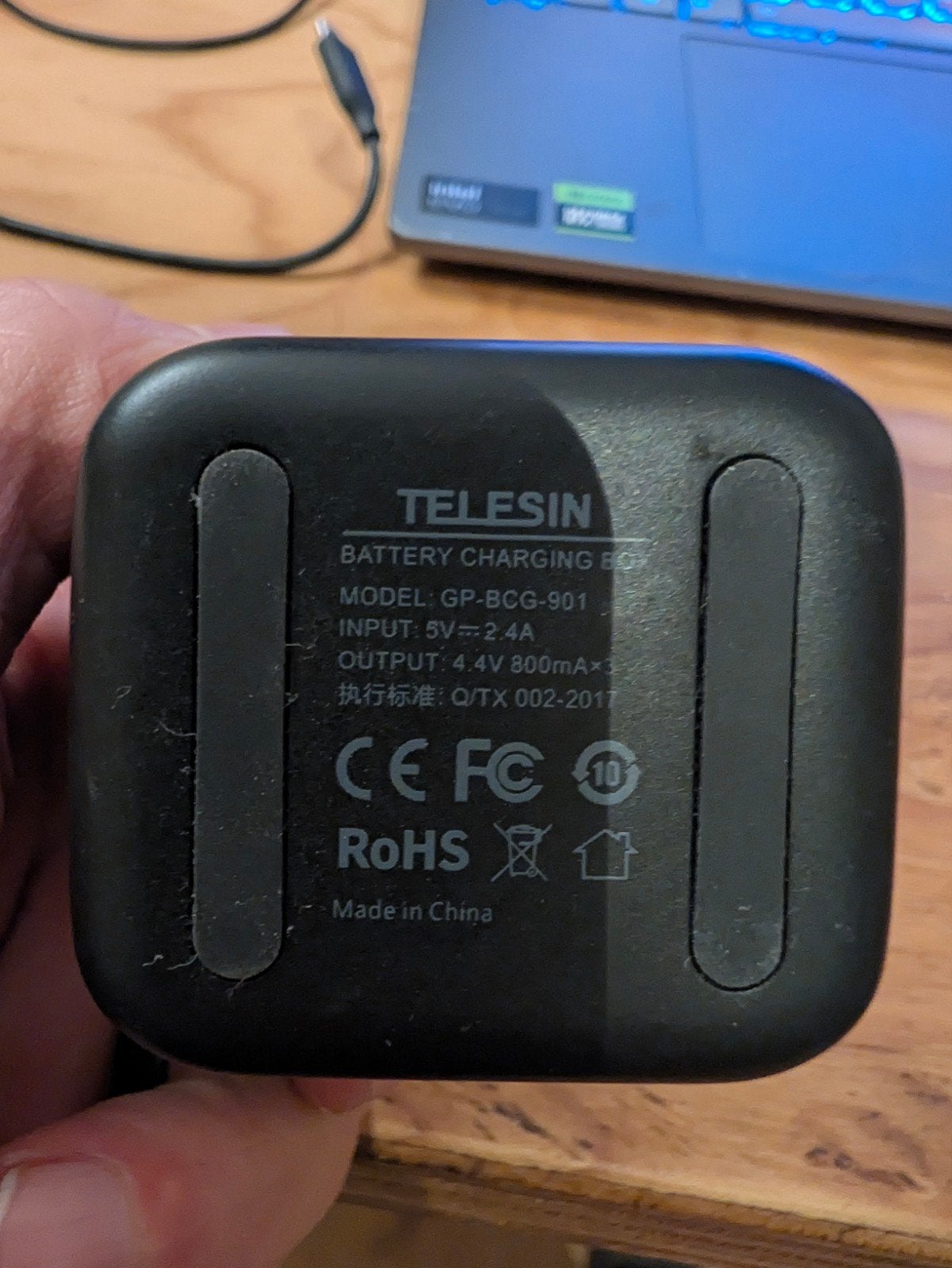 Foto 3 van TELESIN GoPro oplader + 3 accu's Hero 9 10 11 12