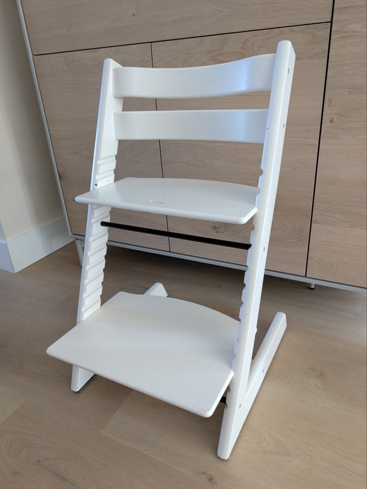 Stokke trip trap stoel wit, Ophalen, Gebruikt, Meegroeistoel
