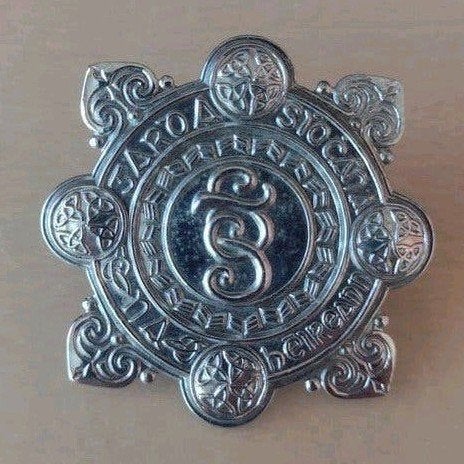 Iers Politie Embleem - Garda Síochána, Verzamelen, Ophalen of Verzenden, Overige soorten, Overige gebieden, Embleem of Badge