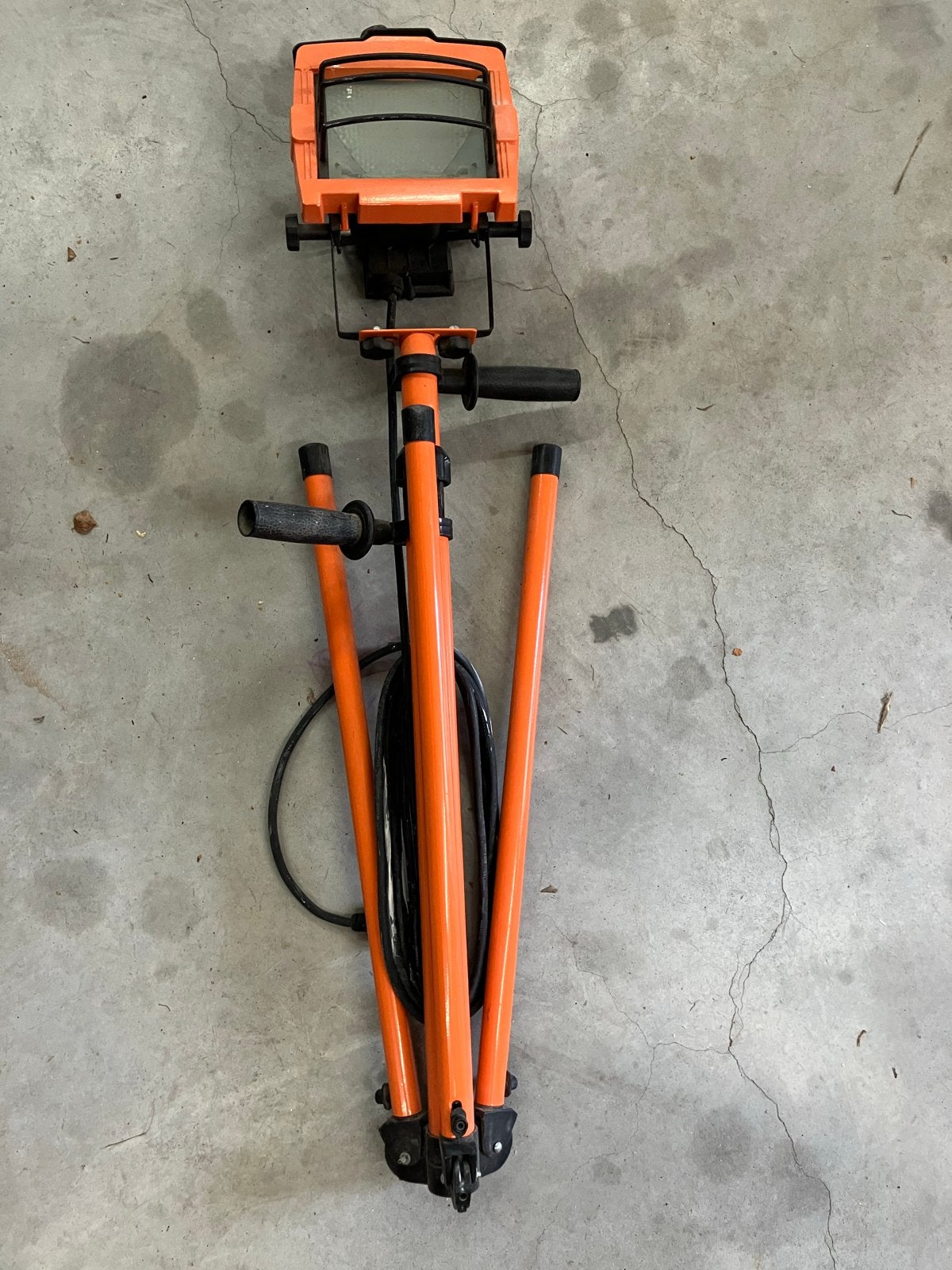 bouwlamp met statief, Gebruikt, Met statief, Ophalen of Verzenden, Lamp met armatuur