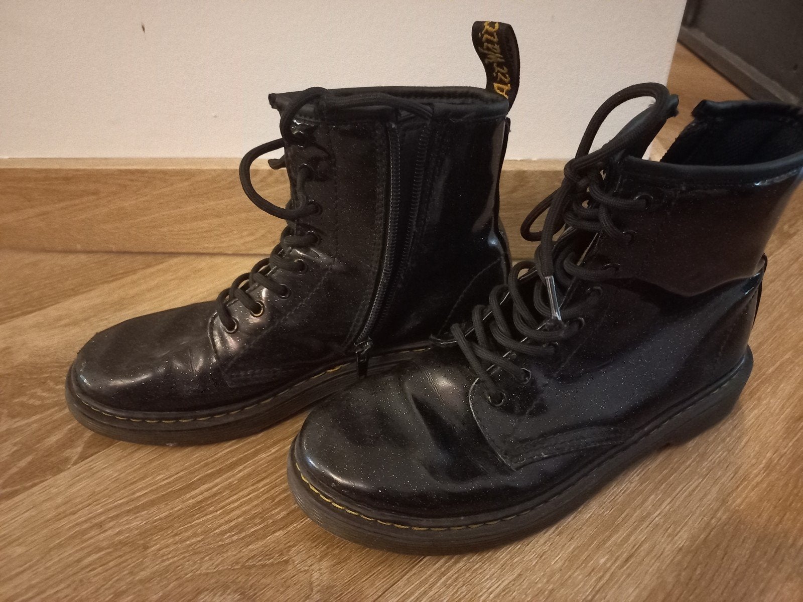Dr. Martens glitter laarzen maat 36 met rits, Kinderen en Baby's, Dr. Martens, Gebruikt, Meisje, Ophalen of Verzenden