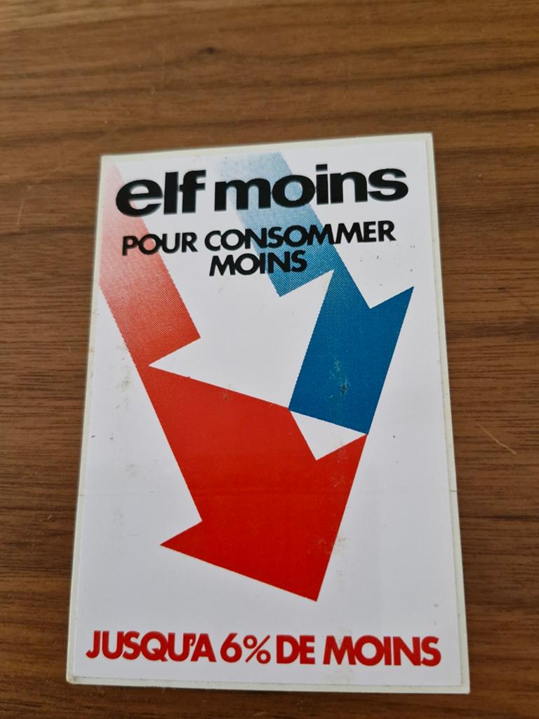 8221 Vintage Elf Moin sticker - 'Pour Consommer Moins', Verzamelen, Ophalen of Verzenden, Gebruikt, Merk