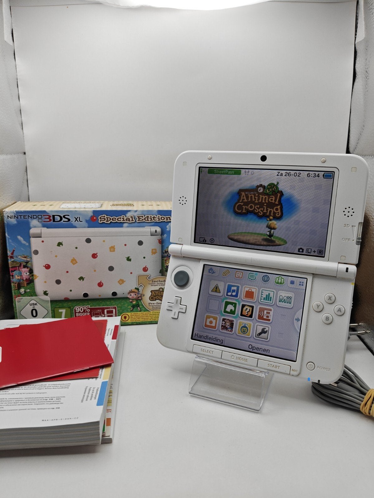 Nintendo 3DS XL Special Edition Animal Crossing CIB New leaf, Spelcomputers en Games, Met games, Wit, 3DS XL, Ophalen of Verzenden