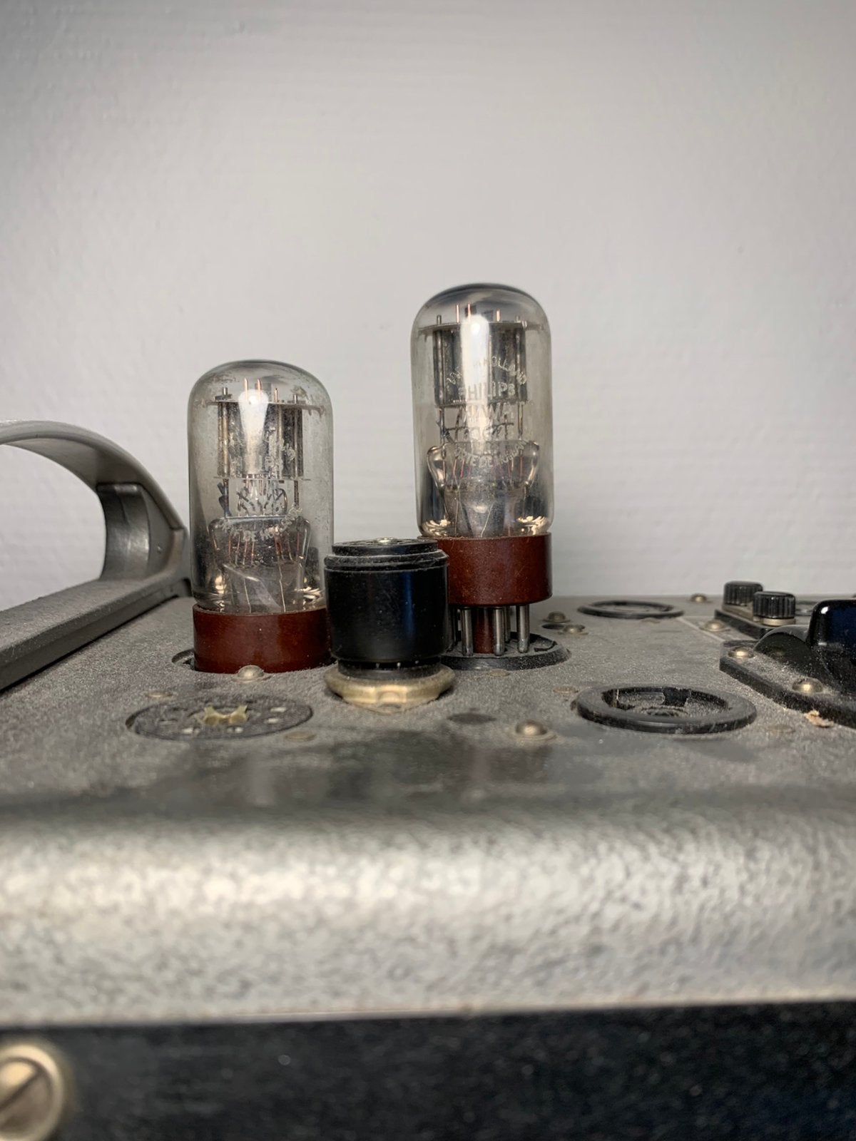 Paar ECC35 philips brown base, Ophalen of Verzenden, Buis of Buizen