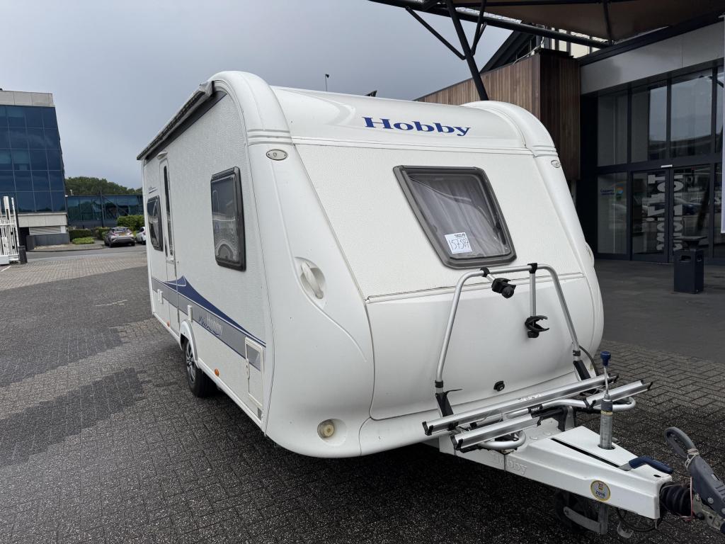 Hobby Excellent 460 UFE 2009 MOVER + ETUI LUIFEL!, Caravans en Kamperen, Caravans, Standaardzit, Bedrijf, 4 tot 5 meter, Tot en met 4