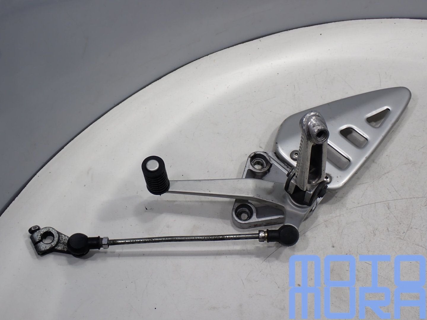 Suzuki GSXR 600 750 voetsteun linkss schetsplaat linker voet, Motoren, Gebruikt, -, -, Ophalen of Verzenden