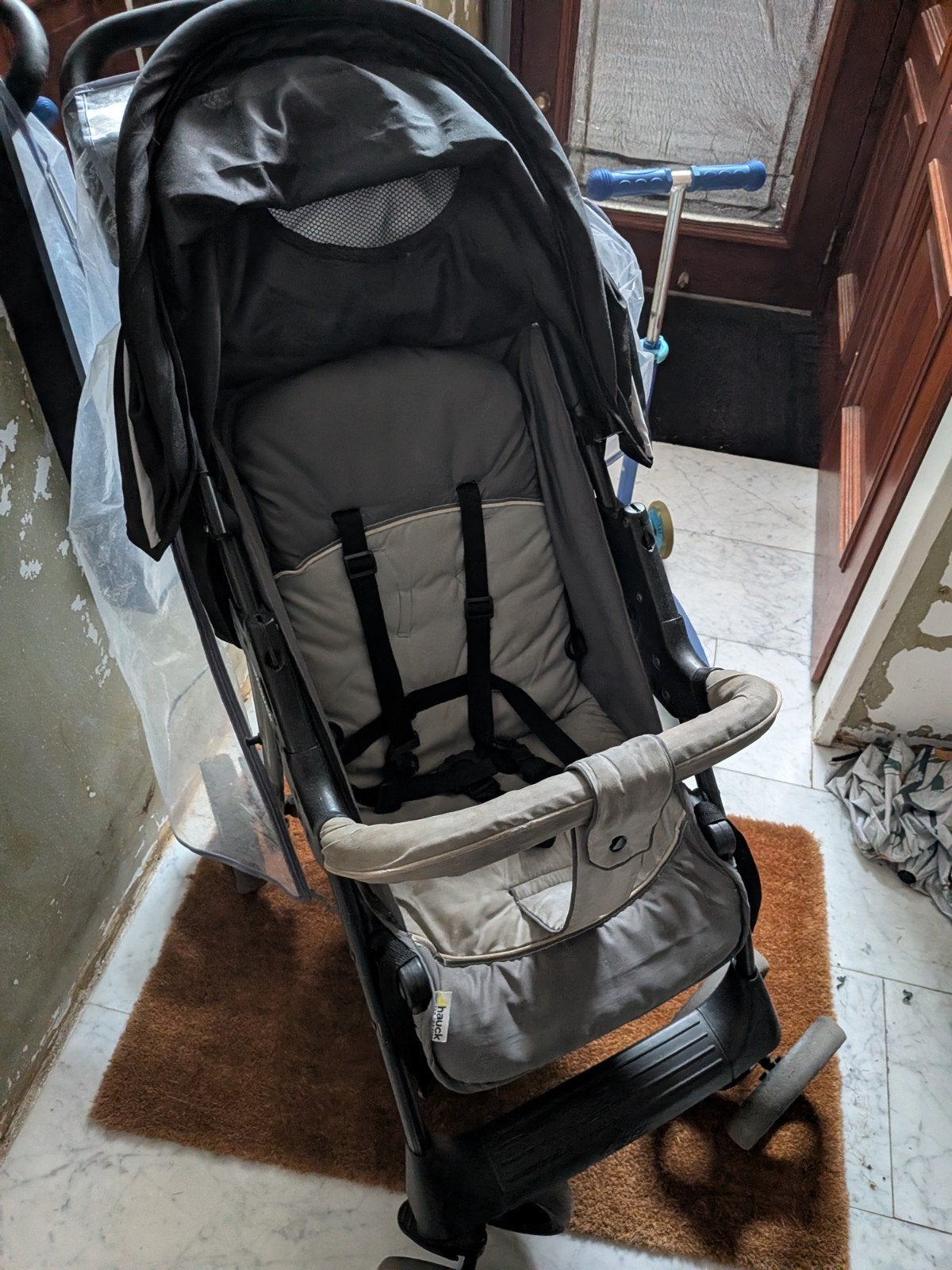 Gratis Hauck kinderwagen met regenhoes, Gebruikt, Combiwagen, Met autostoeltje, Ophalen