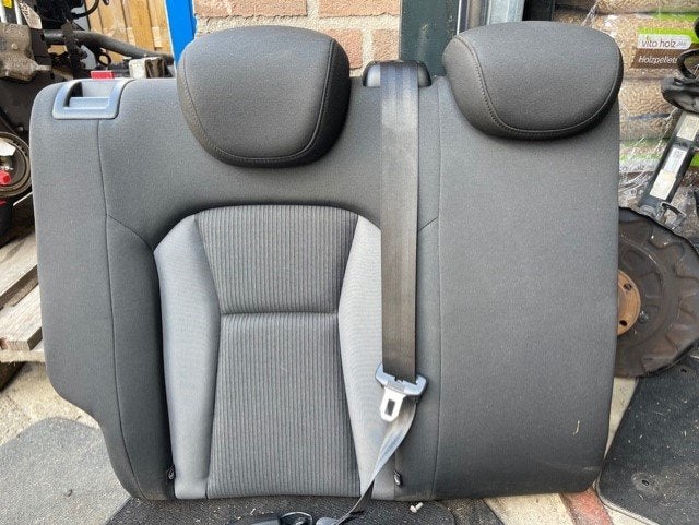 Achterbank leuning Audi A1 Sportback (8XA/8XF) 2018, Auto-onderdelen, Gebruikt, Auto-Union-Straße  1, Ingolstadt 85057, , Duitsland