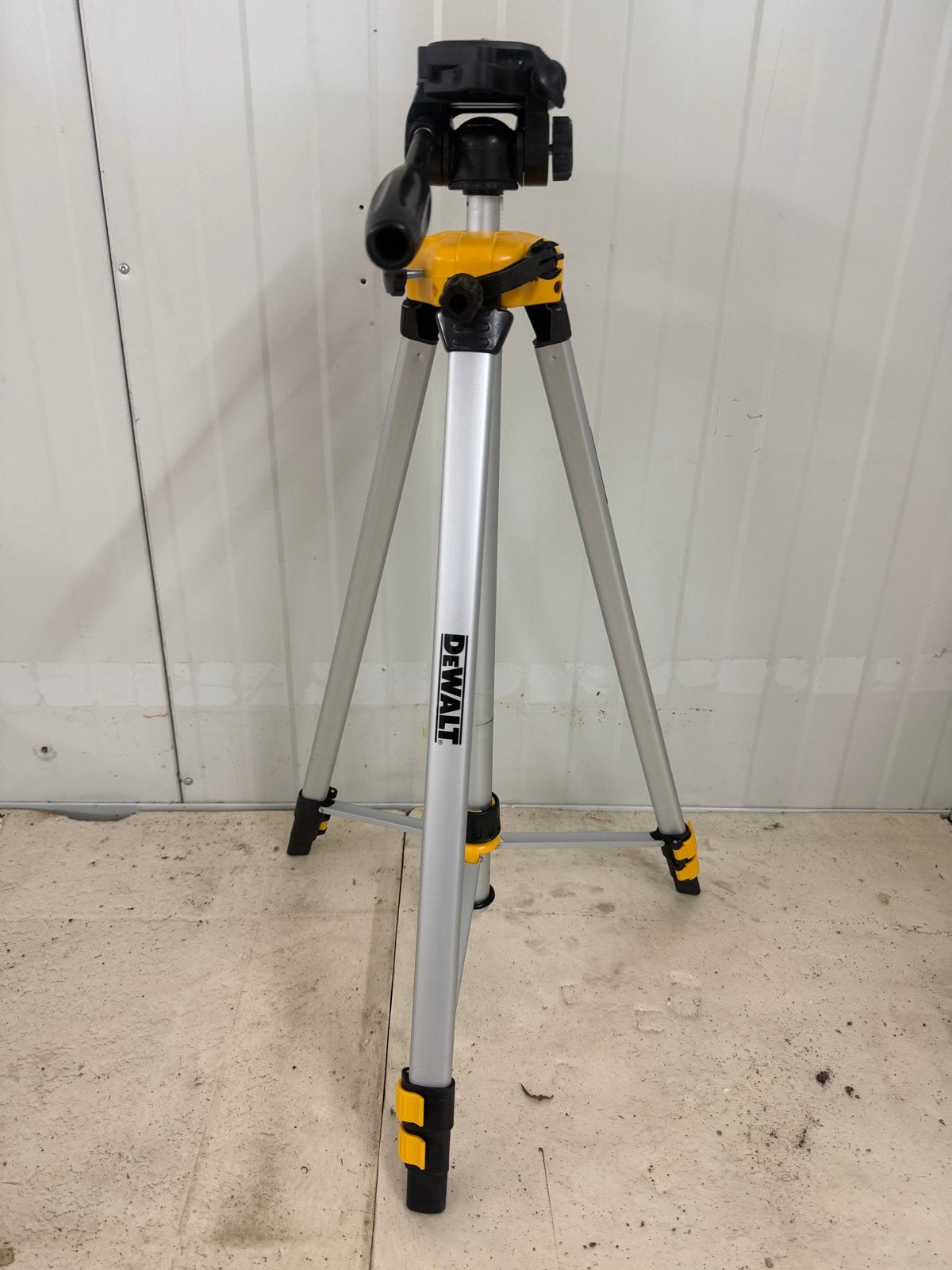 DeWalt DE0881T-XJ Statief voor lijnlasers, Ophalen of Verzenden, Gebruikt, Overige typen, DeWalt