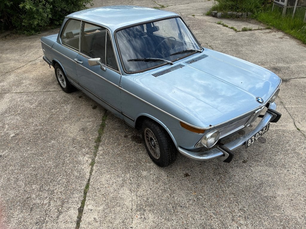 BMW 1602 uit 1973, Auto's, Achterwielaandrijving, 980 kg, 4 cilinders, Blauw