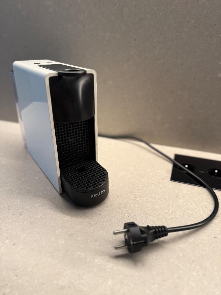 Nespresso Krups Essenza Mini – wit – zo goed als nieuw, Ophalen, Espresso apparaat, Zo goed als nieuw, 1 kopje