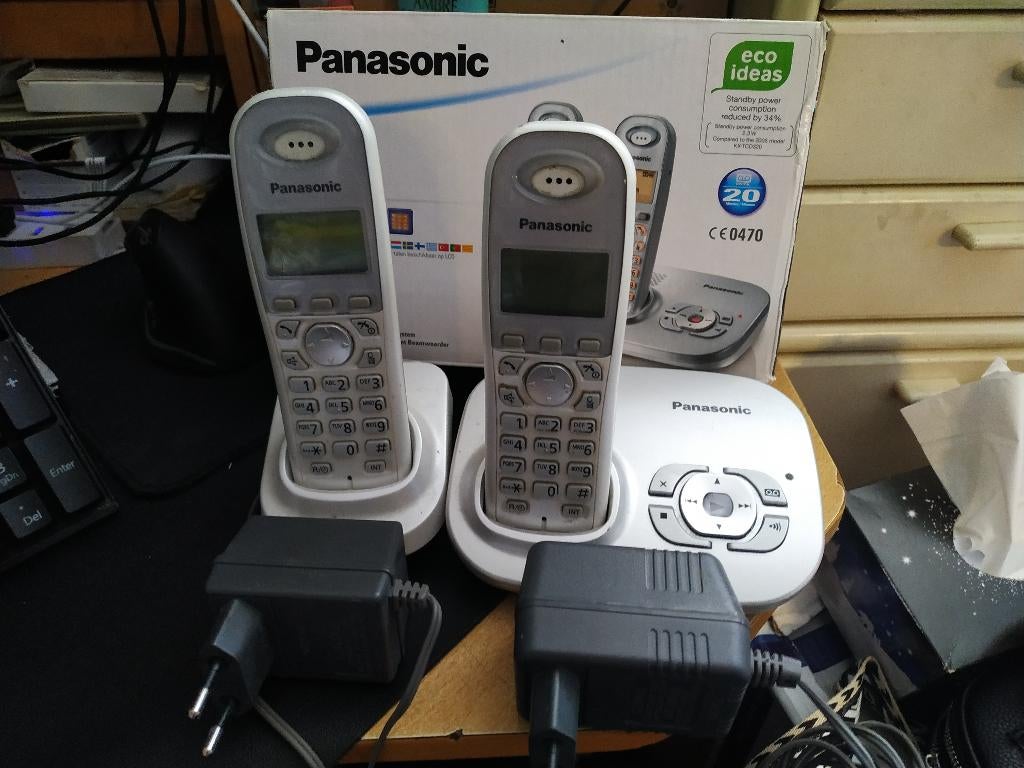 Panasonic KX-TG7323  DECT-telefoon, Telecommunicatie, Vaste telefoons | Handsets en Draadloos, Gebruikt, 2 handsets, Ophalen of Verzenden
