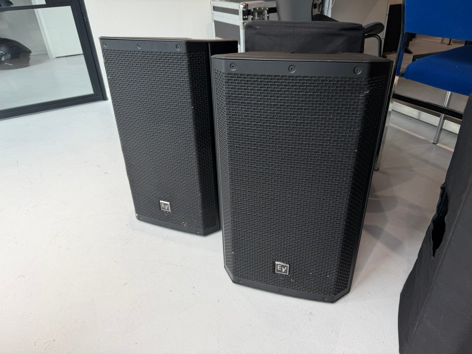 2x EV Electro Voice ZLX 12p actief + hoes