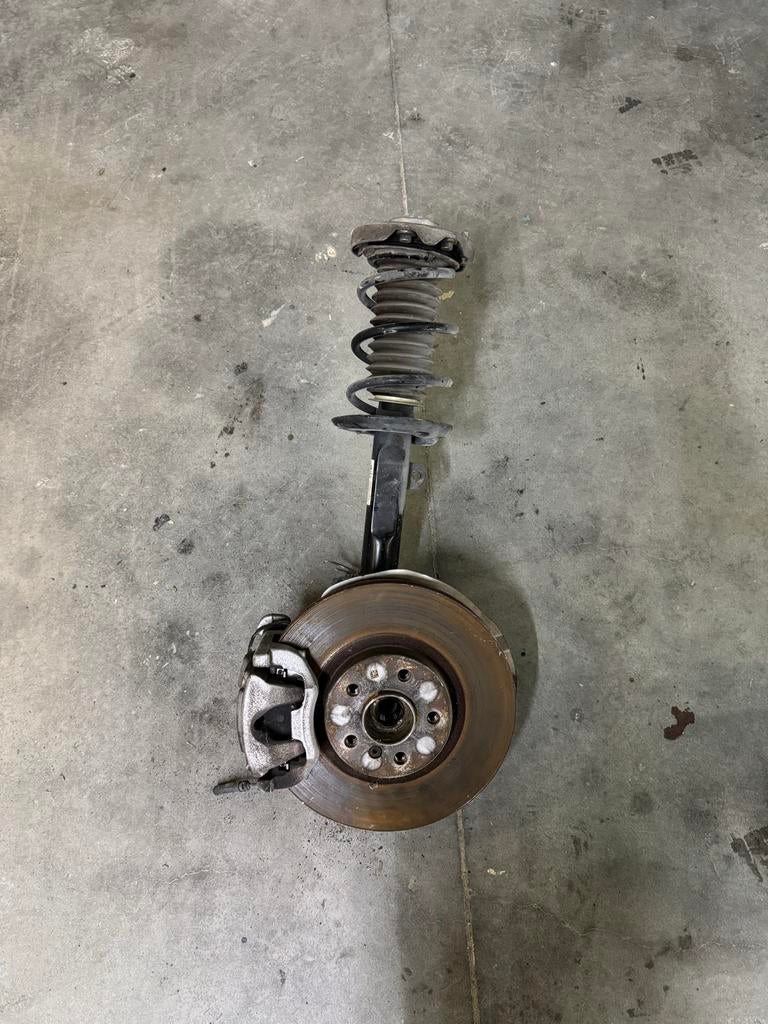 Veerpoot bestuurderskant BMW F44 220d gebruikt, Ophalen of Verzenden, Gebruikt, BMW