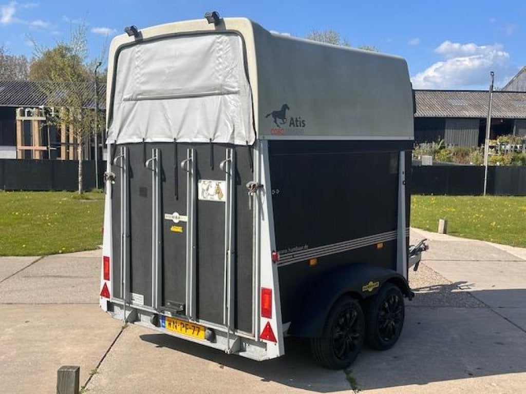 Humbaur Atis 2 paardentrailer zadelkamer TOPSTAAT, Dieren en Toebehoren, Gebruikt, Polyester, 2-paards trailer