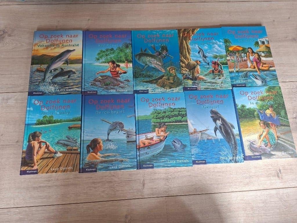 Op zoek naar dolfijnen, Boeken, Verzenden, Zo goed als nieuw, Lucy Daniels, Fictie