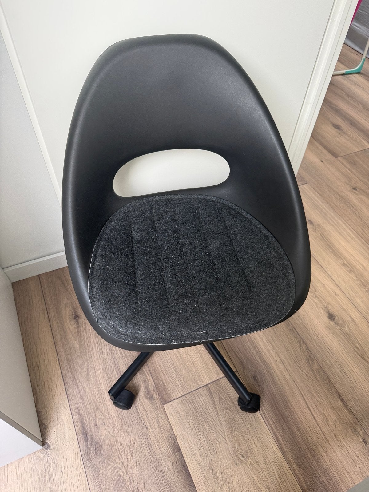 IKEA bureaustoel - Zwart met stoffen zitting, Huis en Inrichting, Ophalen, Gebruikt, Zwart, Bureaustoel