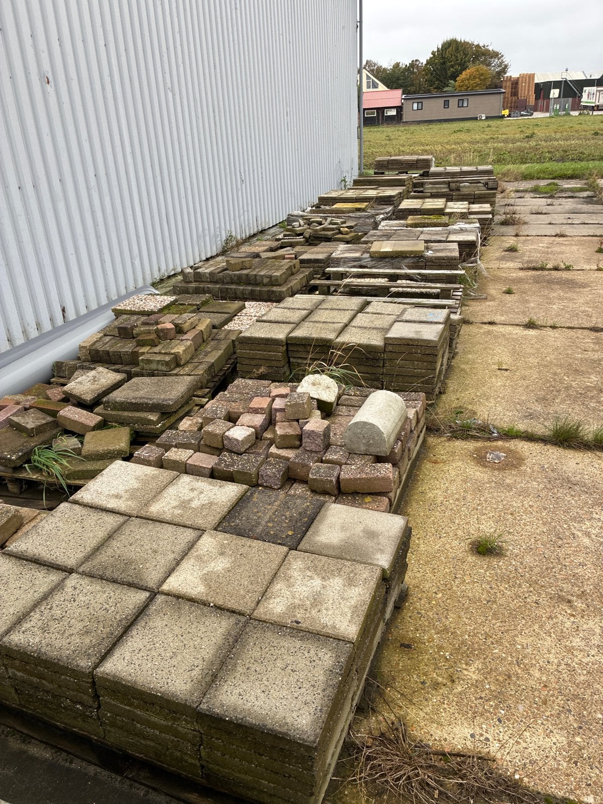 Gratis stoeptegels 30x30 cm, Ophalen, Gebruikt, 10 m² of meer, Beton