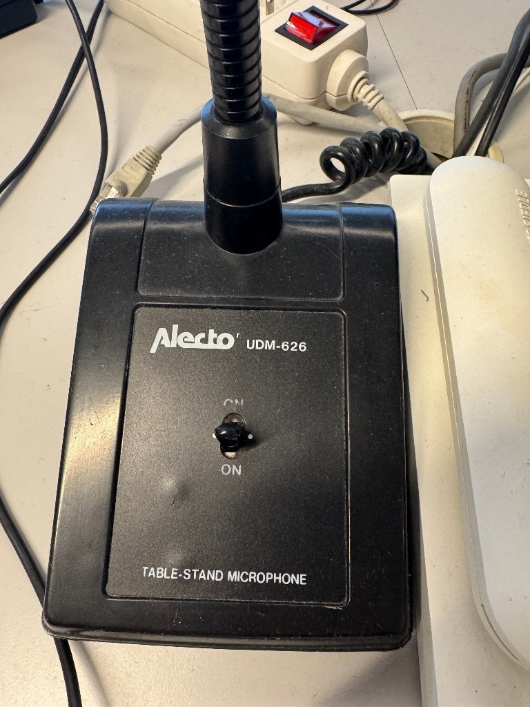 Alecto UDM-626 tafelmicrofoon met zwanenhals, Ophalen, Gebruikt