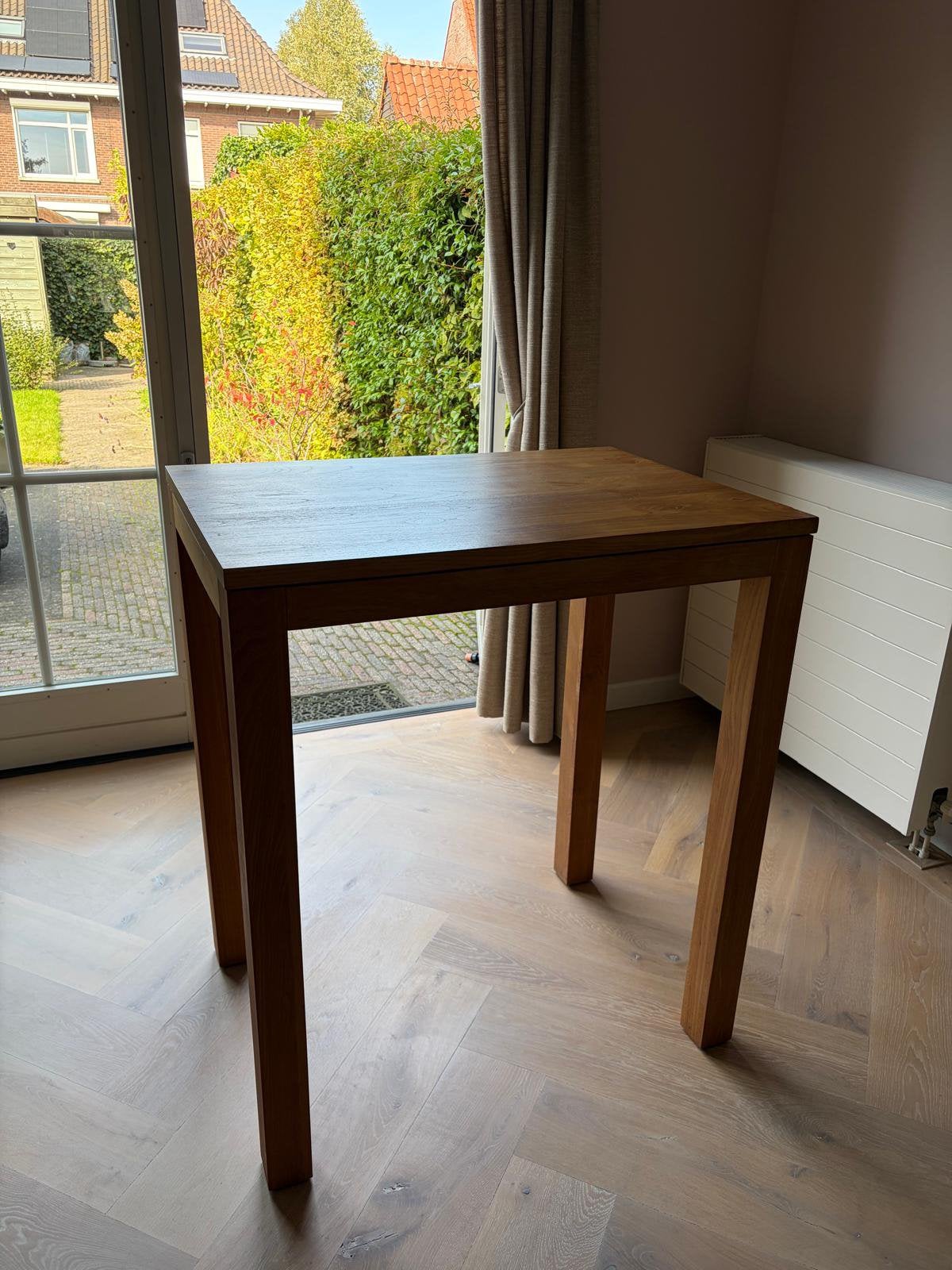 Mooie hoge bartafel met barkrukken, Ophalen, Zo goed als nieuw