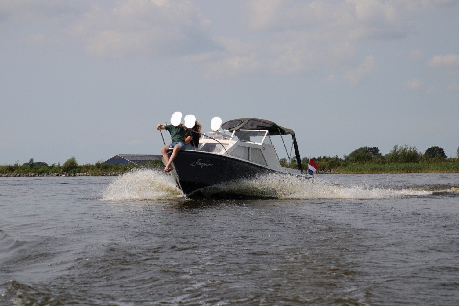 motorboot met kajuit en buitenboordmotor en trailer, Hobby en Vrije tijd, Ophalen, Gebruikt