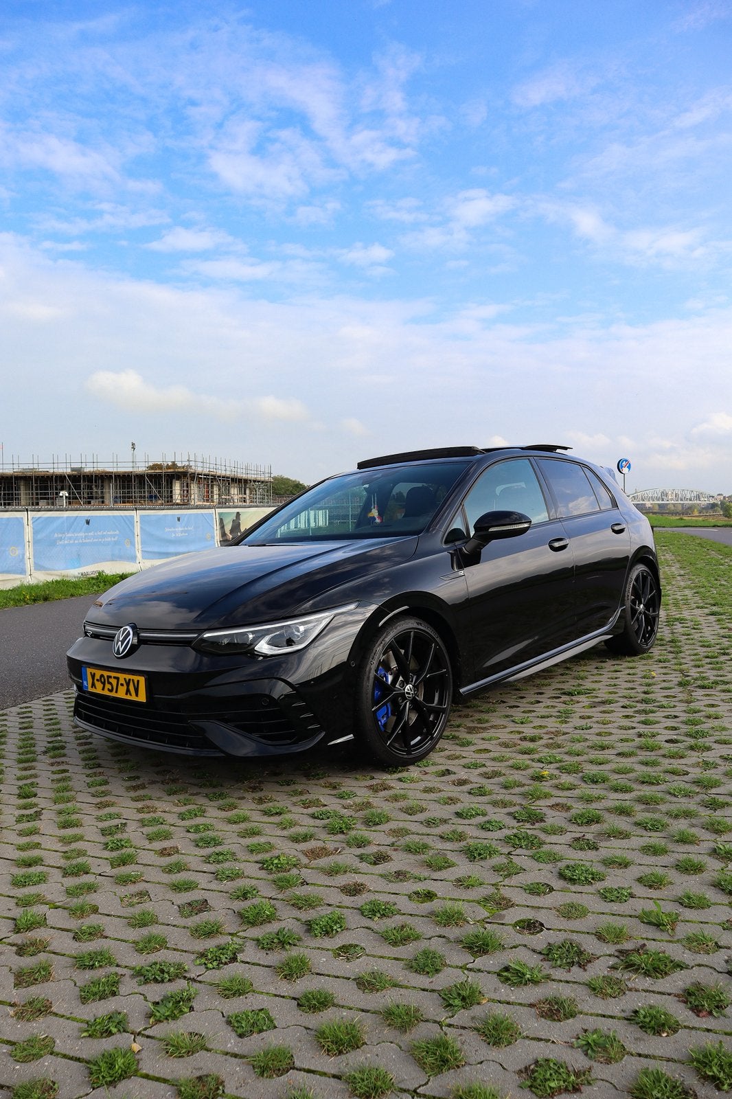 Golf 8 R / Full Option met extra’s / Dealer onderhouden, Auto's, Automaat, 4 cilinders, 1984 cc, 320 pk