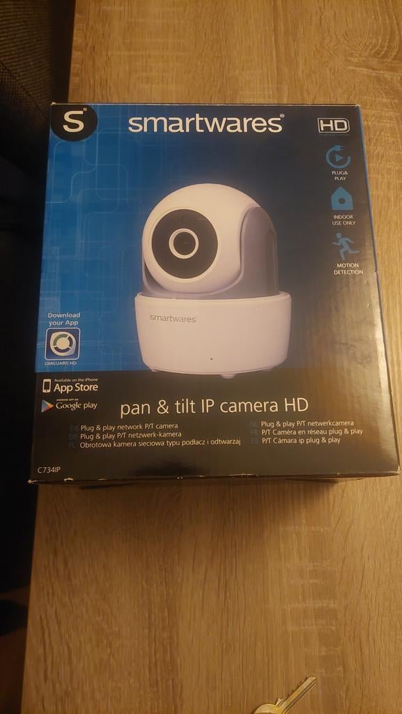 Smartwares HD Pan & Tilt IP Camera - Binnencamera, Ophalen of Verzenden, Zo goed als nieuw, Binnencamera