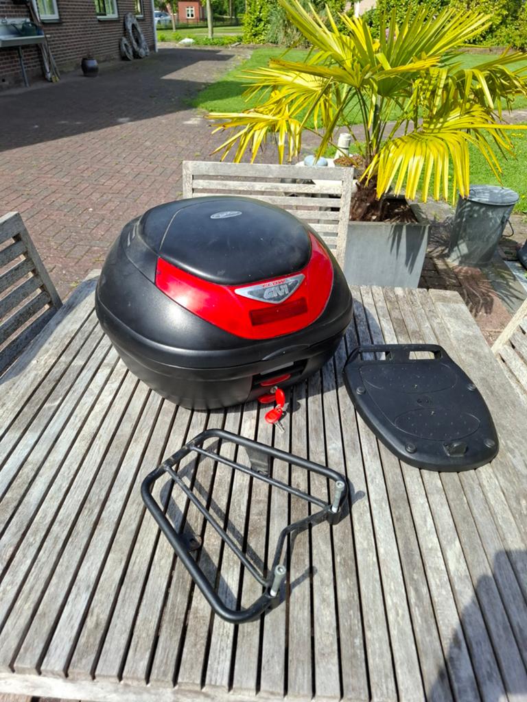 Givi Topkoffer met Monolock en Adapterplaat - Yamaha TDM 900, Ophalen of Verzenden
