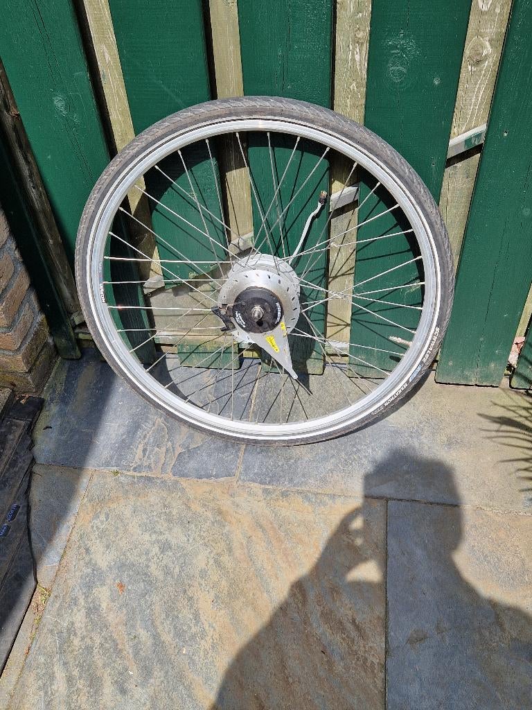 Te Koop Elektrische Voorwiel Met Motor Gazelle 28 Inch, Ophalen, Gebruikt, Overige materialen, Motor