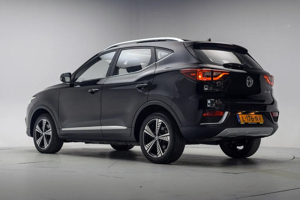 MG ZS EV 45kWh Luxury [Panorama Leder Navi Apple / Android C, Auto's, MG, 45 kWh, 0 cilinders, Gebruikt, 143 pk
