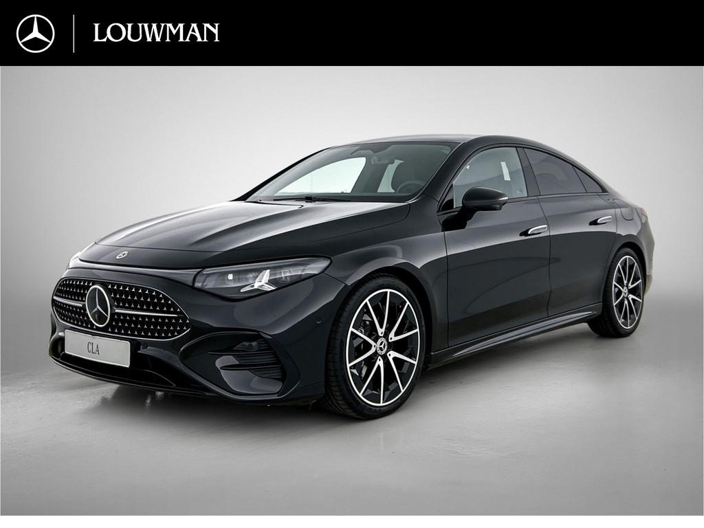Mercedes-Benz CLA-Klasse 180 Business Solution AMG | Trekhaa, Auto's, Mercedes-Benz, CLA, 136 pk, 4 cilinders, Zwart