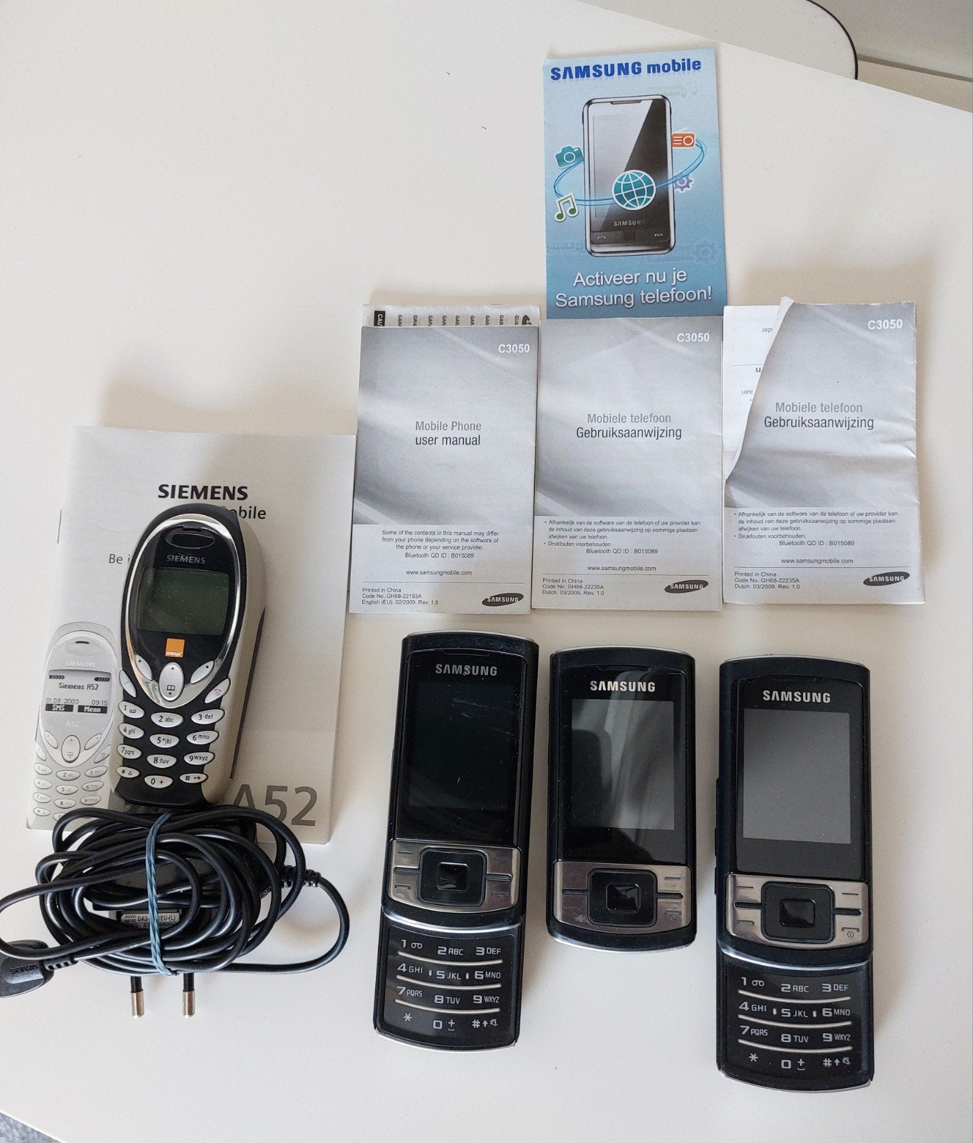 4x Vintage Mobiele Telefoons: 3x Samsung Slide, 1x Siemens, Telecommunicatie, Gebruikt, Overige modellen, Geen camera, Ophalen of Verzenden