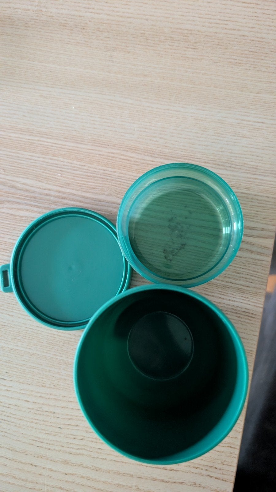 Gratis: Groene voedselcontainer met lepel, Ophalen, Kunststof, Voorraadpot, Groen