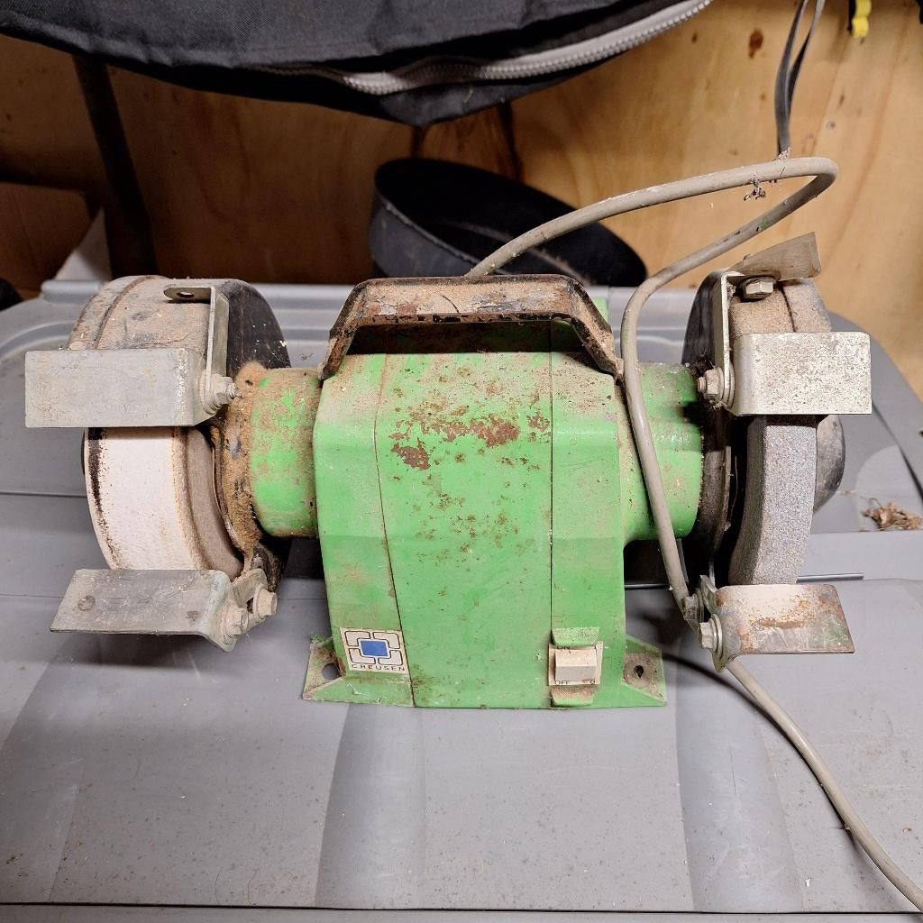 slijpmachine, Ophalen, Gebruikt, Minder dan 700 watt, Werkbankslijpmachine