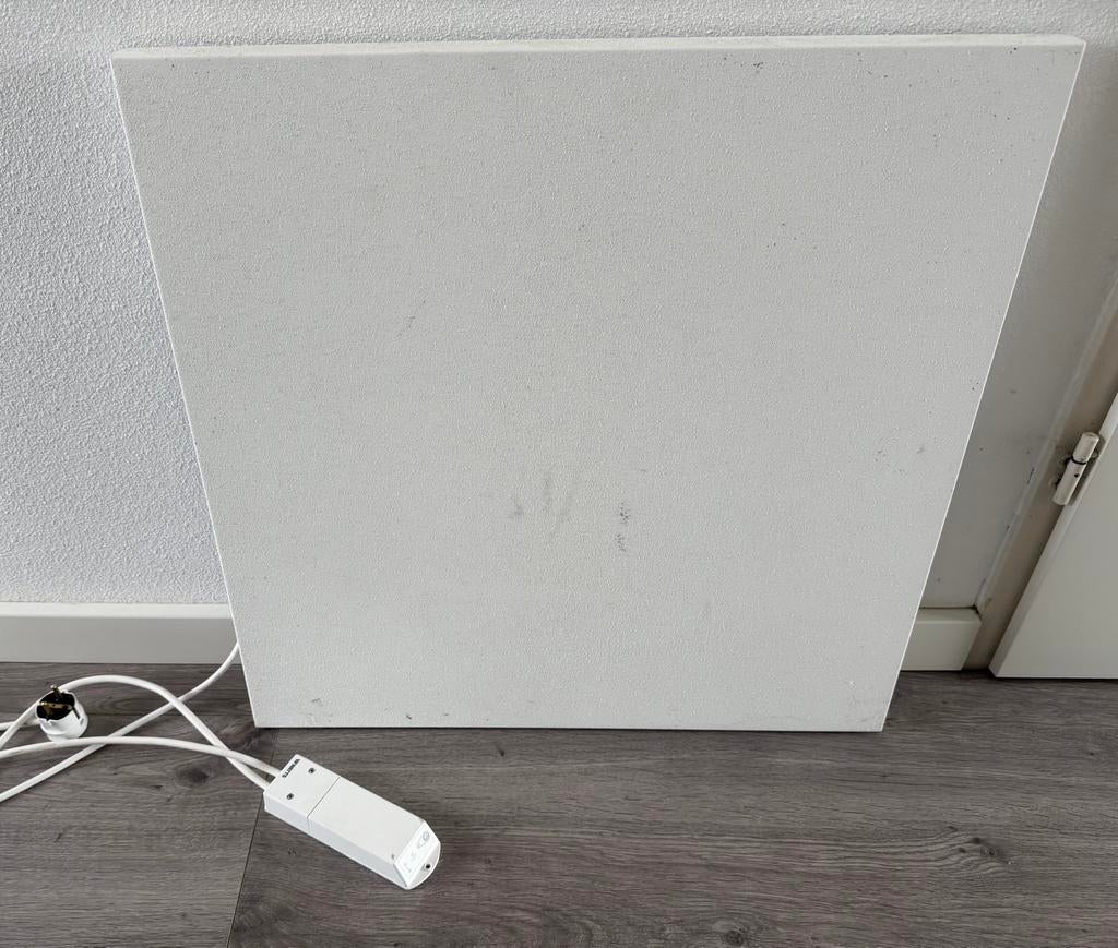 Magnum Watts plafondverwarming paneel 300W, Ophalen, Gebruikt, Minder dan 30 cm, Kachel