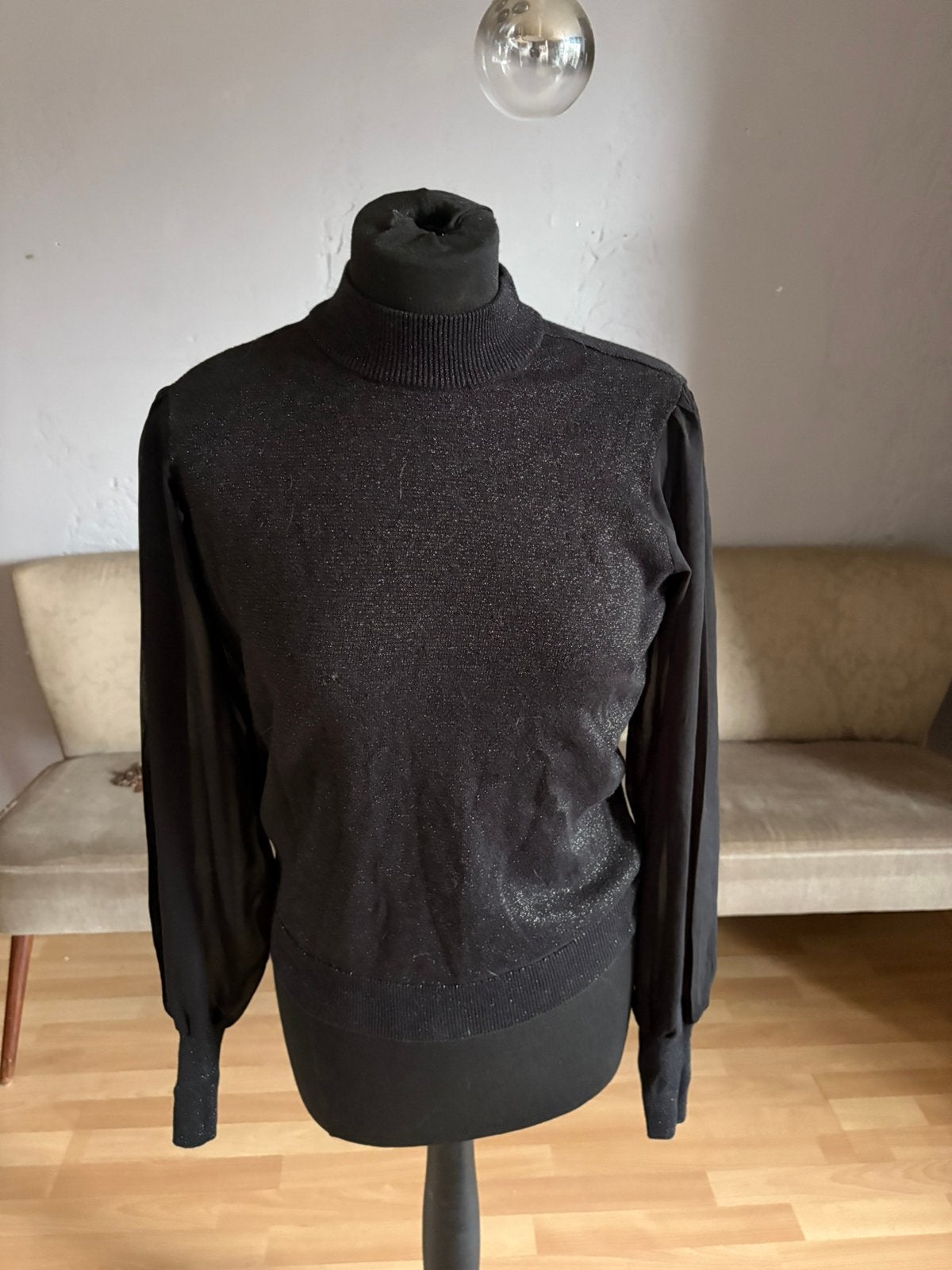 Eksept mooie zwarte top met glitter en mesh mouwen mt M ZGAN, Maat 38/40 (M), Zwart, Ophalen of Verzenden, Zo goed als nieuw