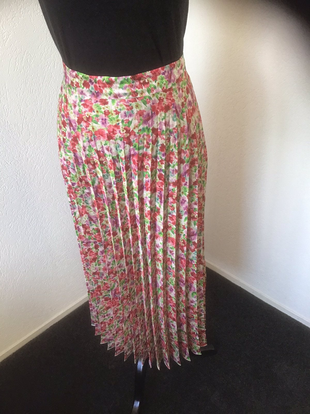 NIEUWE PLISSE ROK ROOD DAME BLANCHE STUDIO MAAT 44, Kleding | Dames, Maat 42/44 (L), Nieuw, Ophalen of Verzenden, Rood