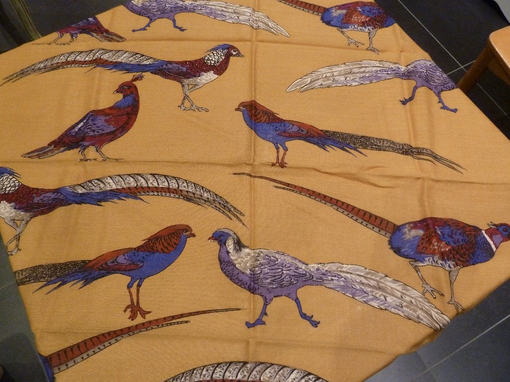 TWEE VIERKANTE DAMES SJAALS TINO LAURI, Kleding | Dames, Mutsen, Sjaals en Handschoenen, Maat 46/48 (XL) of groter, Ophalen of Verzenden