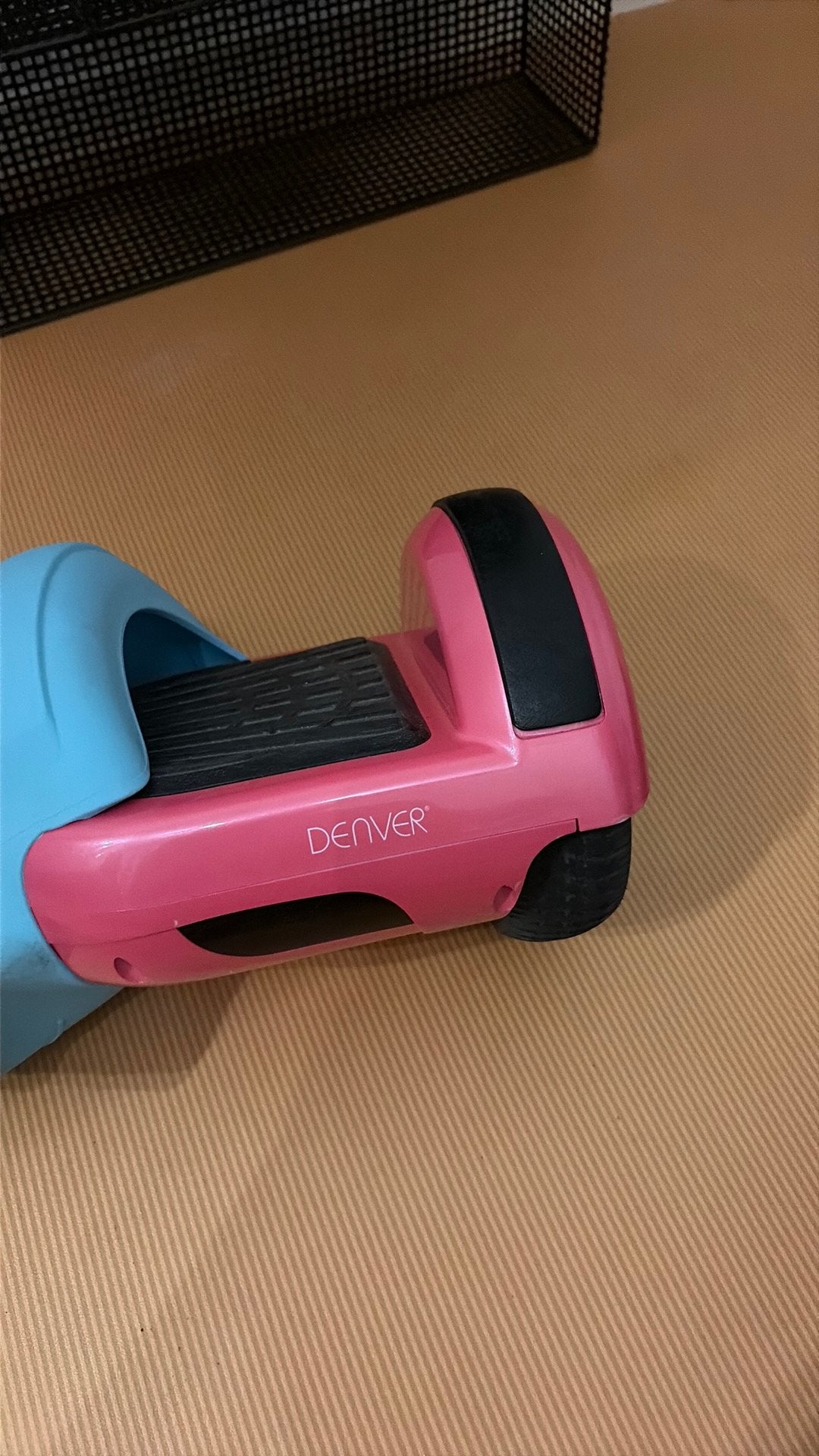 Hoverboard Denver roze met blauwe hoes en oplader, Ophalen, Gebruikt